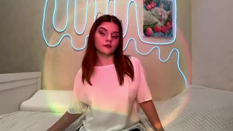 Snapshot of lonisakoda chatting on June 7, 4:00 pm Luisa online show from June 7, 4:00 pm
