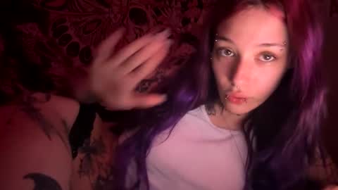 Snapshot of lookingforlona chatting on September 19, 4:03 am lookingforlona online show from September 19, 4:03 am