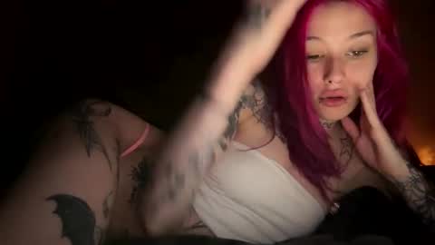 Snapshot of lookingforlona chatting on October 30, 1:34 pm lookingforlona online show from October 30, 1:34 pm