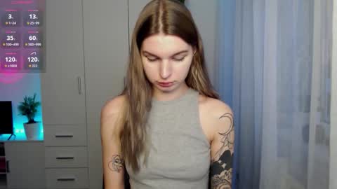 Snapshot of lookluna chatting on November 24, 12:49 pm Luna online show from November 24, 12:49 pm