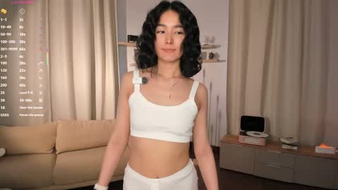 Snapshot of lora_lifelover chatting on April 17, 8:50 am Lora control 2 min for every new Fan Club subscriber online show from April 17, 8:50 am