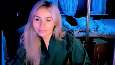 Lora online show from October 14, 2:23 am