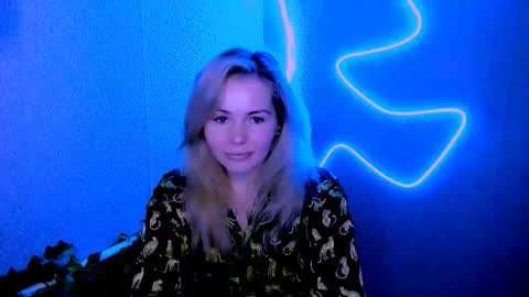 Snapshot of loraboyar chatting on February 23, 3:15 am Lora online show from February 23, 3:15 am