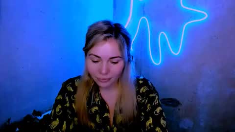 Snapshot of loraboyar chatting on March 11, 3:23 am Lora online show from March 11, 3:23 am