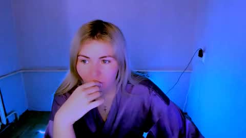 Snapshot of loraboyar chatting on March 25, 3:01 am Lora online show from March 25, 3:01 am