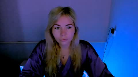 Lora online show from May 7, 2:39 am