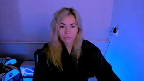 Lora online show from May 8, 2:28 am