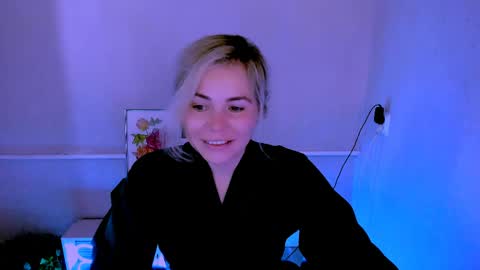 Lora online show from May 25, 2:39 am