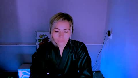 Lora online show from May 26, 2:29 am