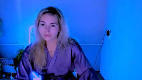 Lora online show from June 11, 2:53 am