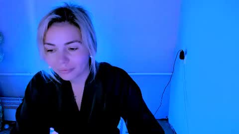 Lora online show from June 12, 2:43 am