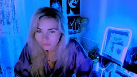 Lora online show from June 16, 2:47 am