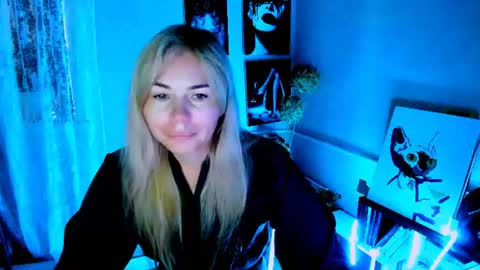 Lora online show from July 31, 2:44 am