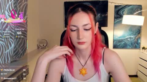 Snapshot of loradimmick chatting on October 9, 8:56 am Lora online show from October 9, 8:56 am