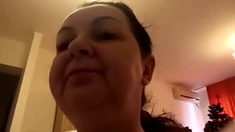 Snapshot of loraflame chatting on December 23, 10:32 am Lora online show from December 23, 10:32 am