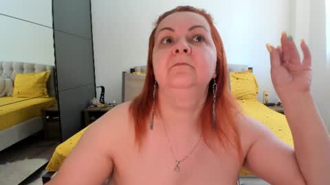 Snapshot of loraflame chatting on June 18, 11:58 am Lora online show from June 18, 11:58 am