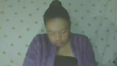 LorahVane online show from June 23, 1:53 pm