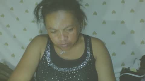 LorahxVane online show from April 28, 12:21 pm