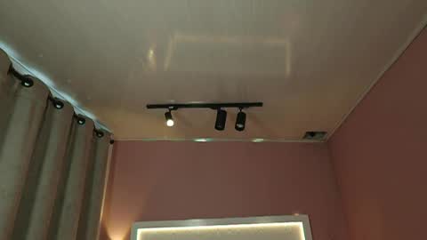 Deborah Daz online show from September 21, 1:57 pm