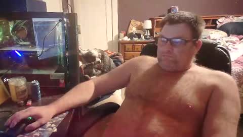 Snapshot of lordimaran chatting on December 19, 11:07 am lordimarans room online show from December 19, 11:07 am