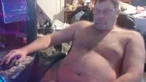 Snapshot of lordimaran chatting on October 21, 12:50 pm lordimarans room online show from October 21, 12:50 pm