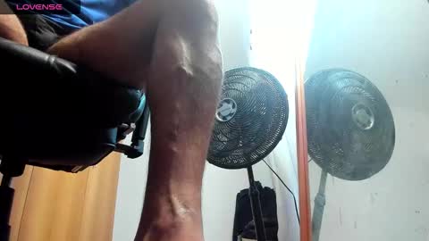 Snapshot of lordtroper chatting on November 26, 10:16 am Lord Troper online show from November 26, 10:16 am