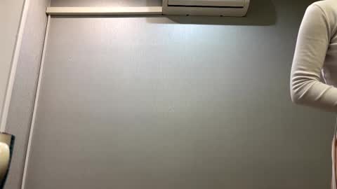 Snapshot of loreeluben chatting on October 2, 12:45 pm Olivia online show from October 2, 12:45 pm