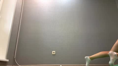 Snapshot of loreeluben chatting on October 5, 11:19 am Olivia online show from October 5, 11:19 am