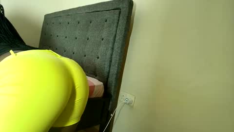 LORELAH online show from March 26, 10:10 am