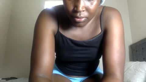 LORELAH online show from April 6, 8:26 am