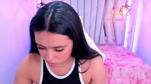 Snapshot of lorem_adams chatting on March 5, 5:50 pm lorem_adams online show from March 5, 5:50 pm