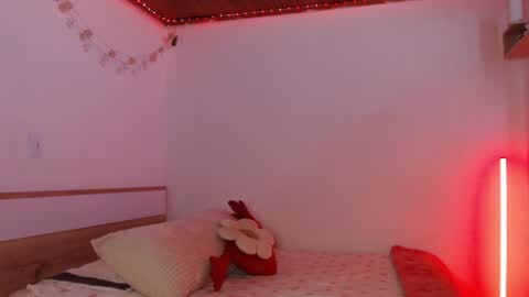 lorem_adams online show from July 27, 1:29 pm