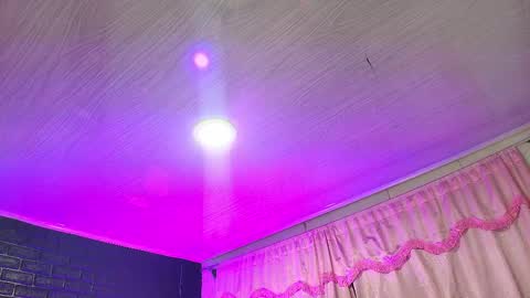 Loren online show from March 5, 11:49 pm