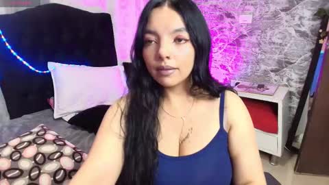 Loren online show from March 22, 7:39 pm