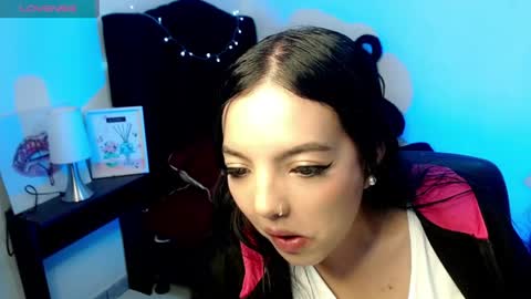 Loren online show from July 9, 7:18 pm