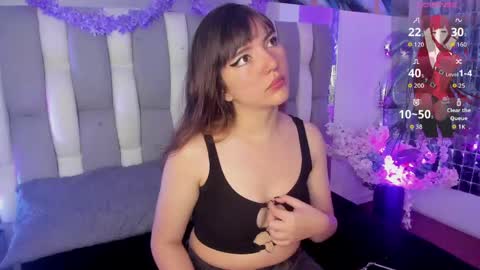 Snapshot of loren_jacksoon chatting on June 4, 12:11 pm Loren online show from June 4, 12:11 pm