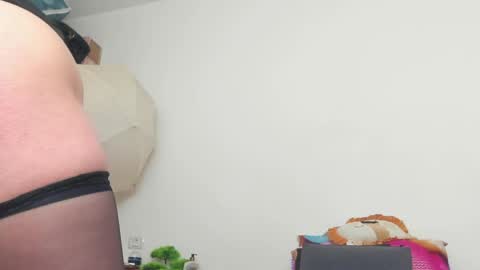 Snapshot of lorena422 chatting on May 28, 5:10 pm Hi Im Lorena an independent model Im waiting for you for any craziness you dream of... online show from May 28, 5:10 pm