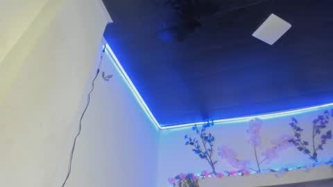 Snapshot of lorena_jade chatting on March 25, 4:51 am lorena_jade online show from March 25, 4:51 am