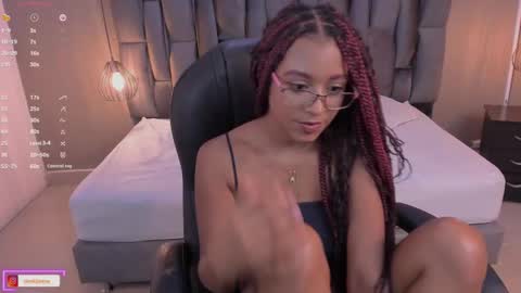 Snapshot of lorena_vieira_ chatting on March 2, 11:31 pm Lorena Vieira online show from March 2, 11:31 pm