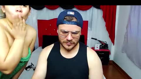 lorea y martin online show from September 19, 10:54 pm