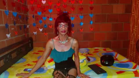 Lorena Capelli online show from January 23, 11:15 pm