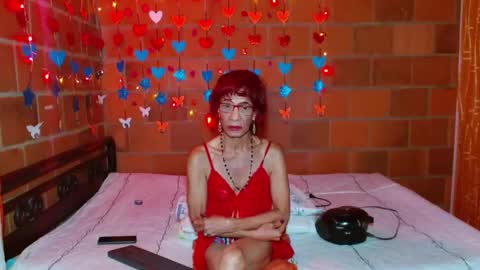 Lorena Capelli online show from February 11, 10:15 am
