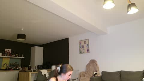 Amelia online show from September 21, 6:53 pm