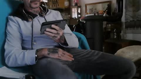 Lorenzot41 online show from February 18, 9:38 am