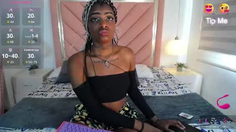 Loret Silk online show from September 13, 8:08 pm
