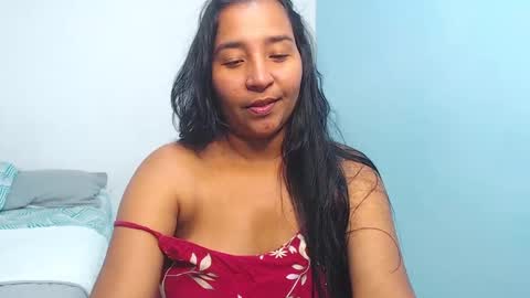 Snapshot of loretta_ chatting on September 28, 9:20 pm Loretta Gmez online show from September 28, 9:20 pm