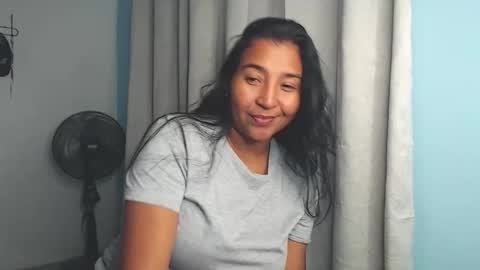 Snapshot of loretta_ chatting on November 19, 2:00 am Loretta Gmez online show from November 19, 2:00 am