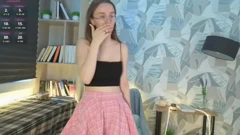 lorettedarsi online show from June 7, 1:21 am