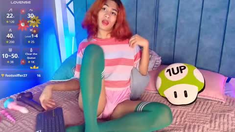 Snapshot of lorettmatthew chatting on October 8, 6:11 am LorettMatthew online show from October 8, 6:11 am