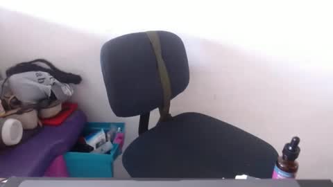 loretybighot online show from December 25, 1:51 pm